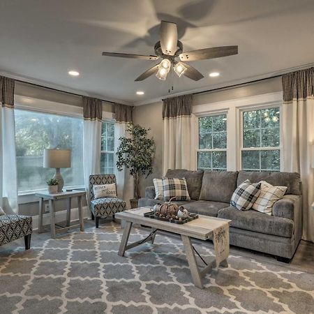 Peaceful Renovated Home With Deck On Half Acre! Asheboro Eksteriør bilde