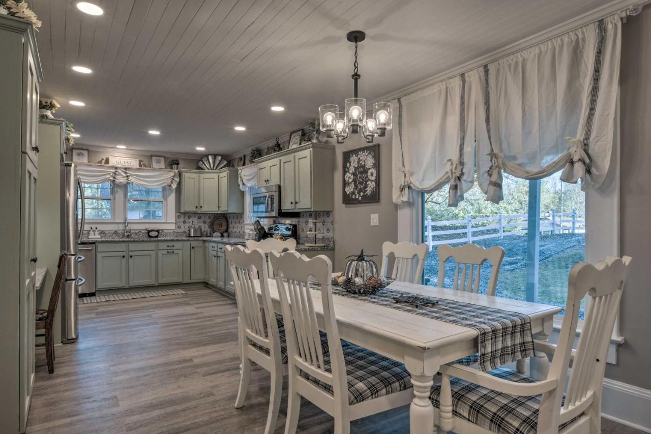 Peaceful Renovated Home With Deck On Half Acre! Asheboro Eksteriør bilde